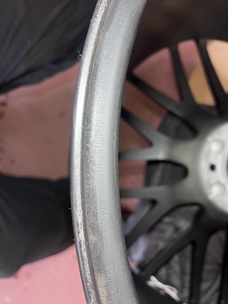 Mercedes-Benz Jantes: Felgentisch (AMG) – D'occasion à Zizers par Samy_G40 3