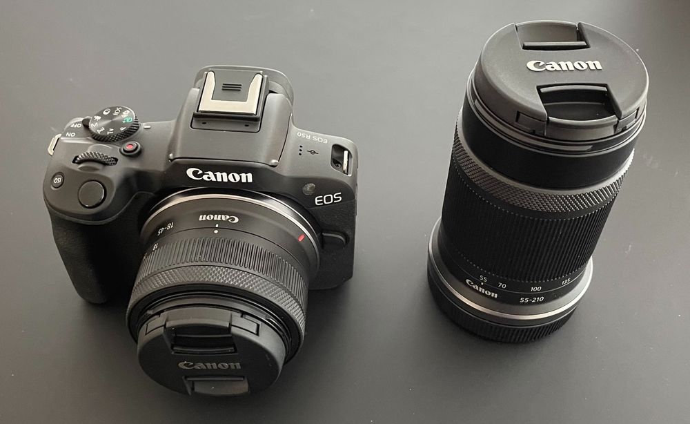 Canon EOS R50 + RF-S 18-45 und EF-S 55-210 mm Kit (24.2 MP) (Neu ...