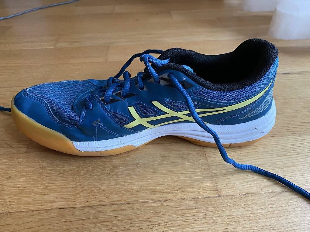 Asics Herrenschuhe: Herren Asics Hallenturnschuhe Grösse 41.5 – Gebraucht aus Baden von CoBlume 3