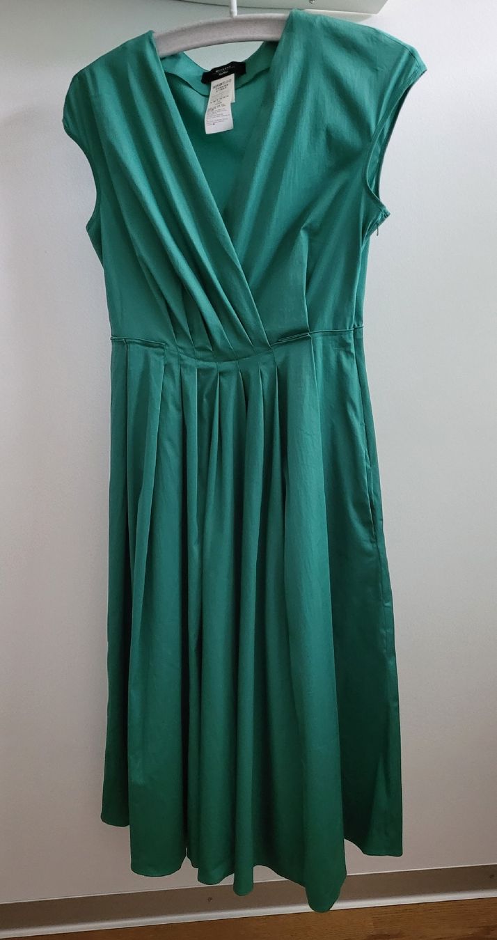 Max Mara Vestiti: Robe Weekend Max Mara taille 36 – Usato da Sion venduto da likaloba