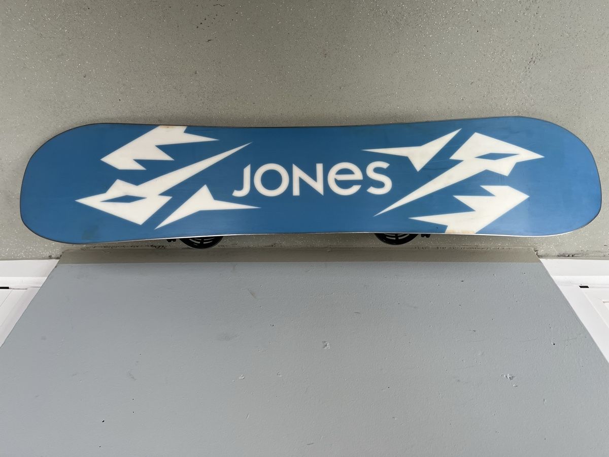 Jones Board: Top Jones Snowboard 115cm inkl. Bindung – Usato da Horgen venduto da pupcia01 6