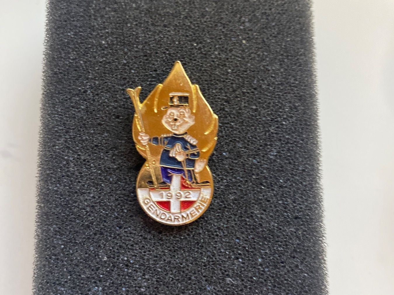 Placchette & Badge: PINS - GENDARMERIE - 1992 – Usato da Le Brassus venduto da cinema13