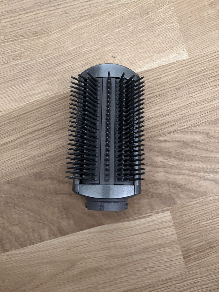 Dyson Asciugacapelli: DYSON Airwrap Smoothing Bürste – Usato da Zürich venduto da sandicandi