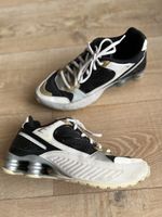 Baskets Nike  SHOCKS 40,5