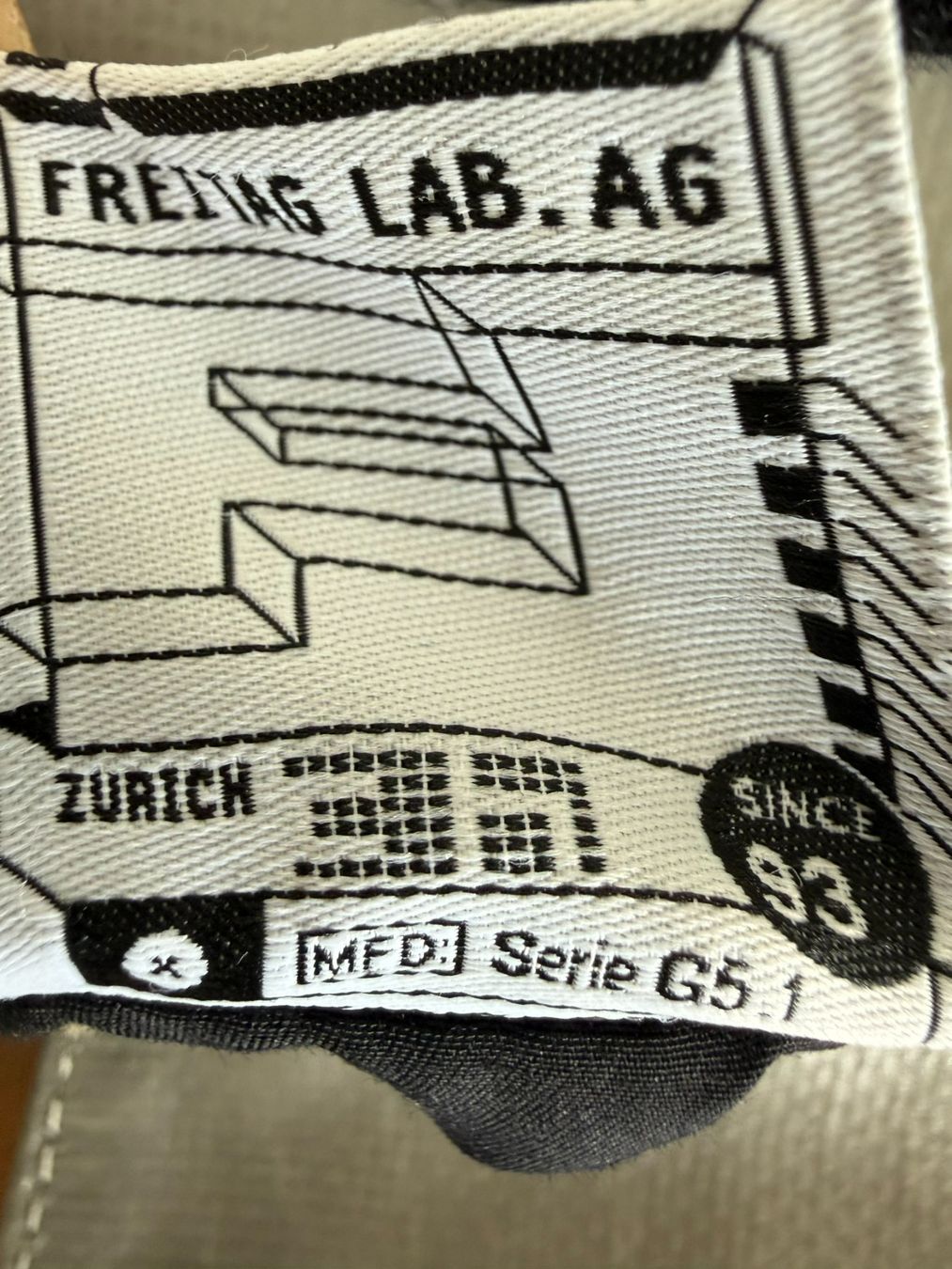 Freitag Sacs femmes: FREITAG – Modèle Laura – D'occasion à Neuchâtel par Cashmire 7