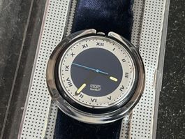 Pop Swatch Blue Velvet Quarz Armbanduhr