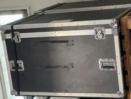 CASE mit Rollen 117 x 70 x 70cm