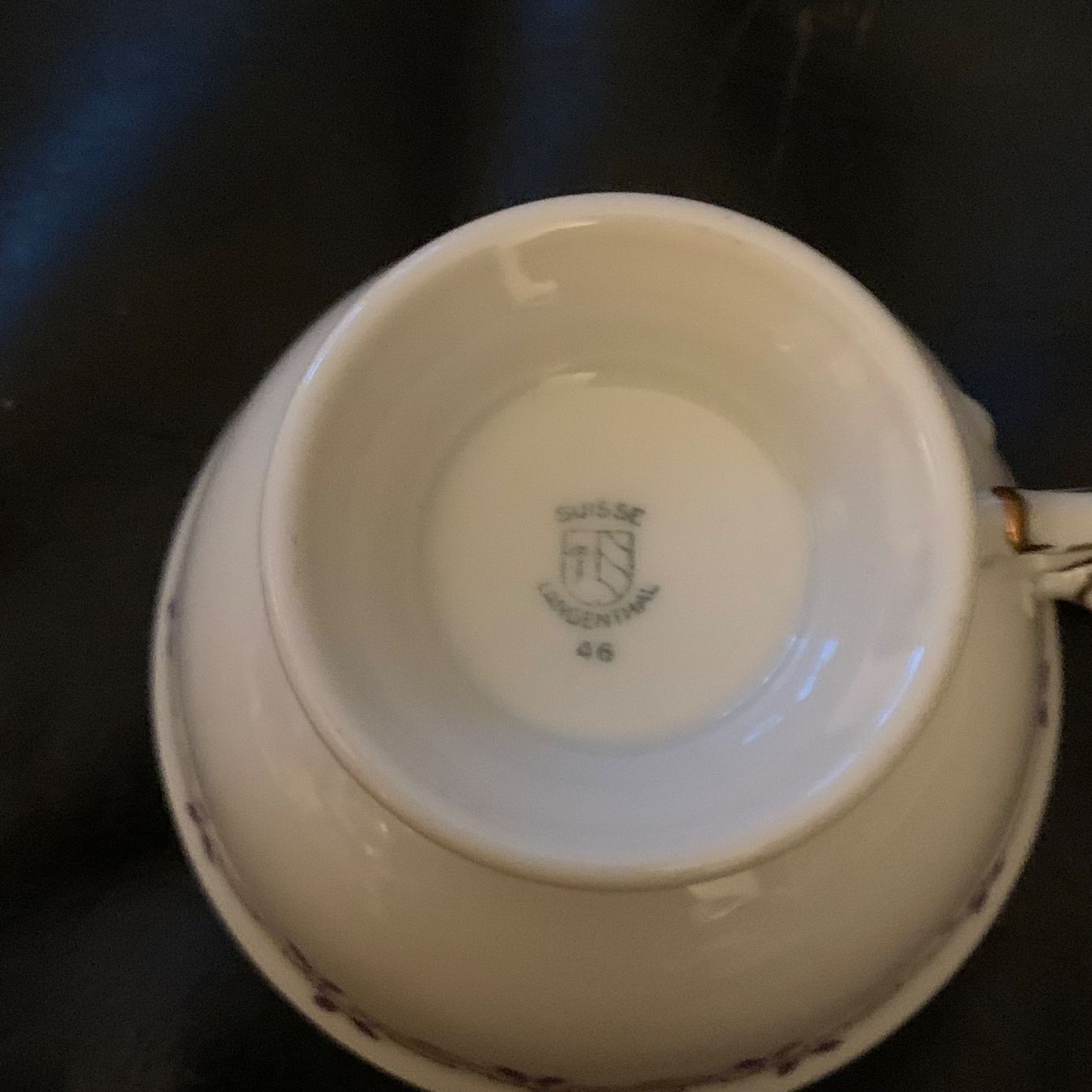Tassen: Vintage Moccatasse mit Unterteller, Goldrand, Langenthal – Gebraucht aus Hinteregg von GARANTA 3