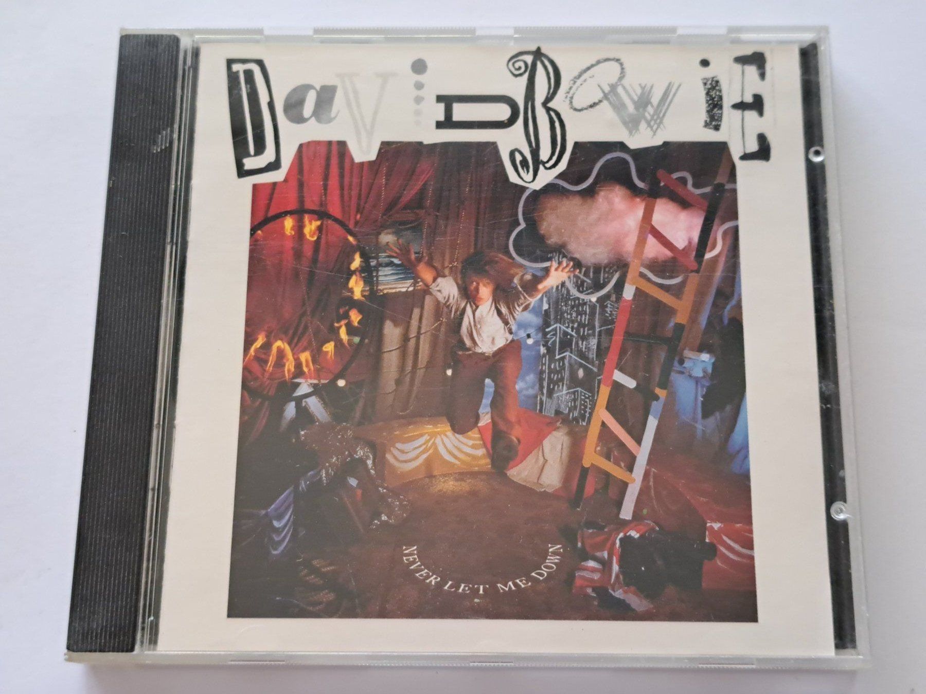 CD: CD David Bowie – Never Let Me Down – Usato da Pully venduto da bro_n52j