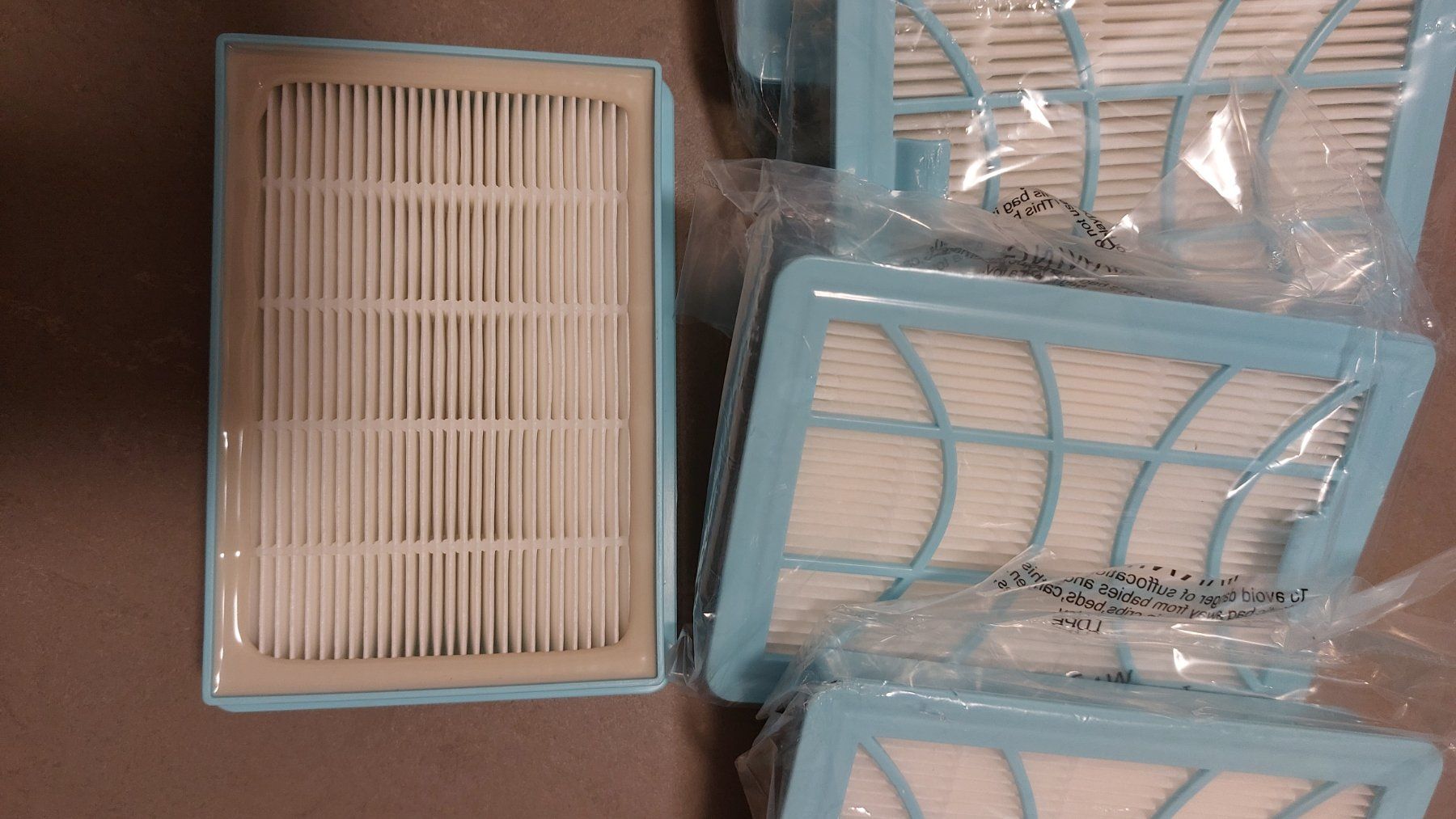 Philips Autres articles pour la maison: Philips staubsauger Hepa filter – Neuf avec emballage d'origine à Davos Platz par anton85 1