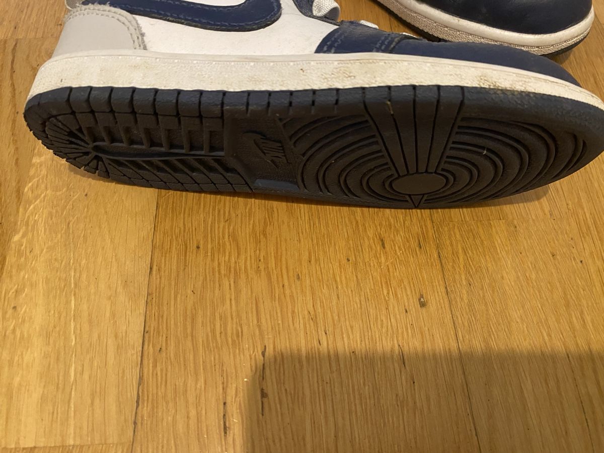 Jordan Herrenschuhe: Jordan 1 MID Unisex Schuhe – Neu (gemäss Beschreibung) aus Buchs SG von mar_pfp5 2