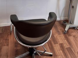 Friseurstuhl, drehbar, Kunstleder schwarz, Chromstahlgestell