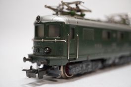 2∑ Märkklin RET 800 SBB Re 4/4 I grün Lichtwechsel