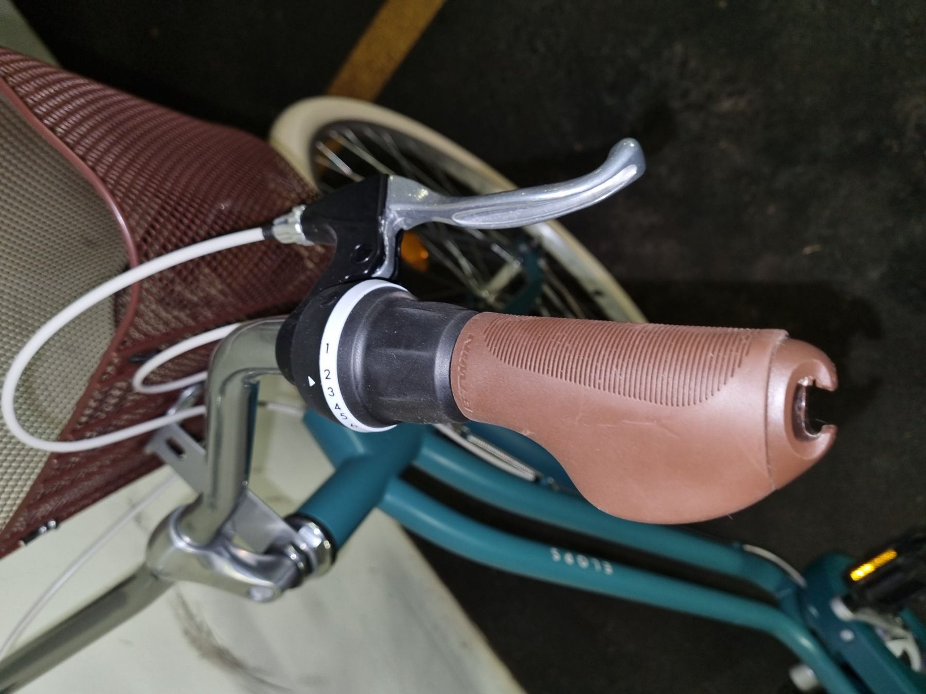 City Bike 28 Zoll Damen Grn Elpos 520 Decatlon (Neu (gemss Beschreibung))  in Zofingen fr CHF 309  nur Abholung auf Ricardo kaufen