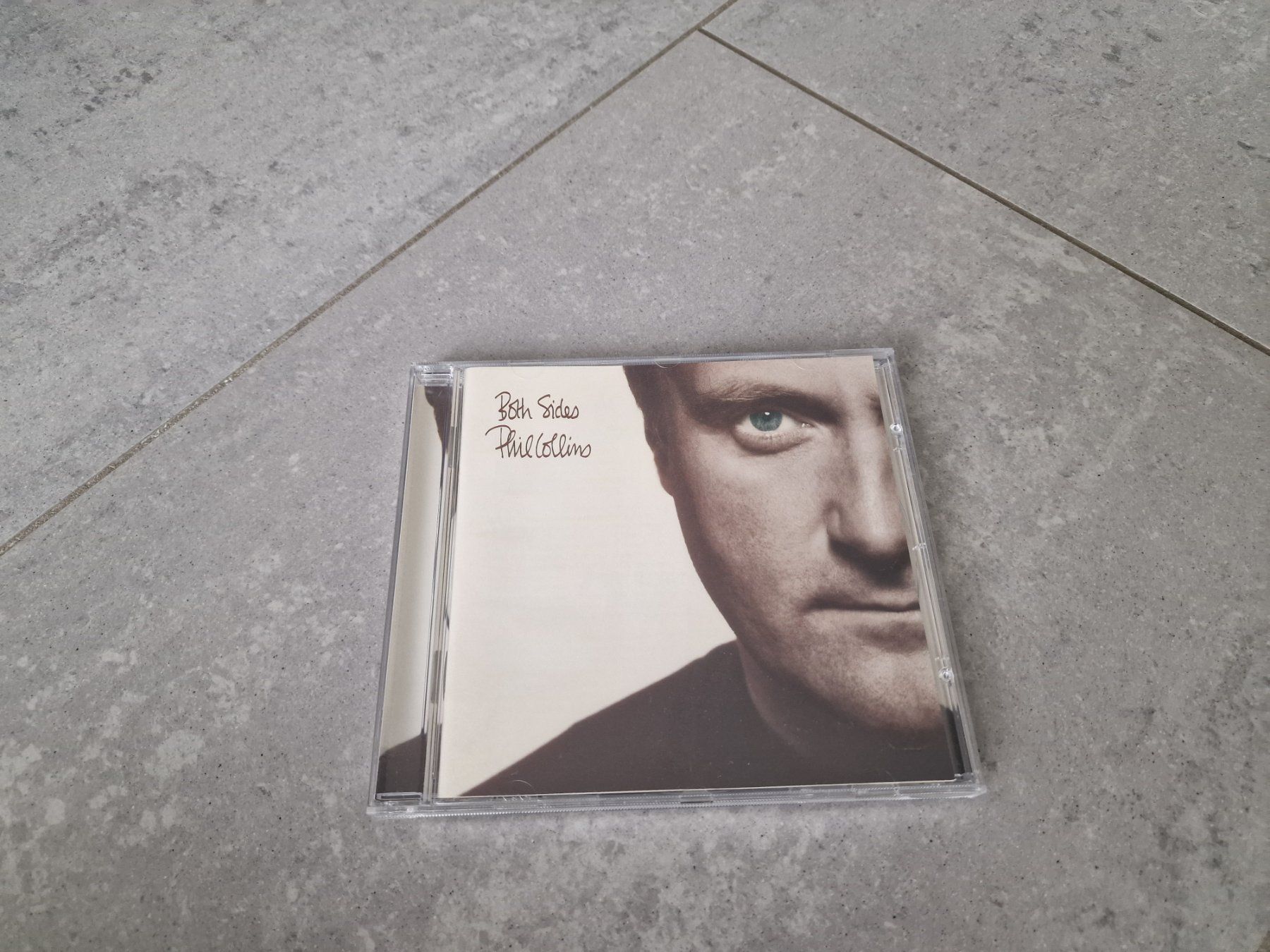 CDs: CD Phil Collins - Both Sides – Gebraucht aus Wilen b. Wollerau von kaefer88