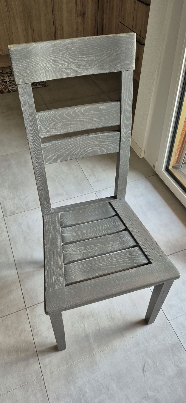 Tavoli: Table et chaises ensemble bois gris ensemble 8 places – Usato da Les Hauts-Geneveys venduto da bel_z5th 2