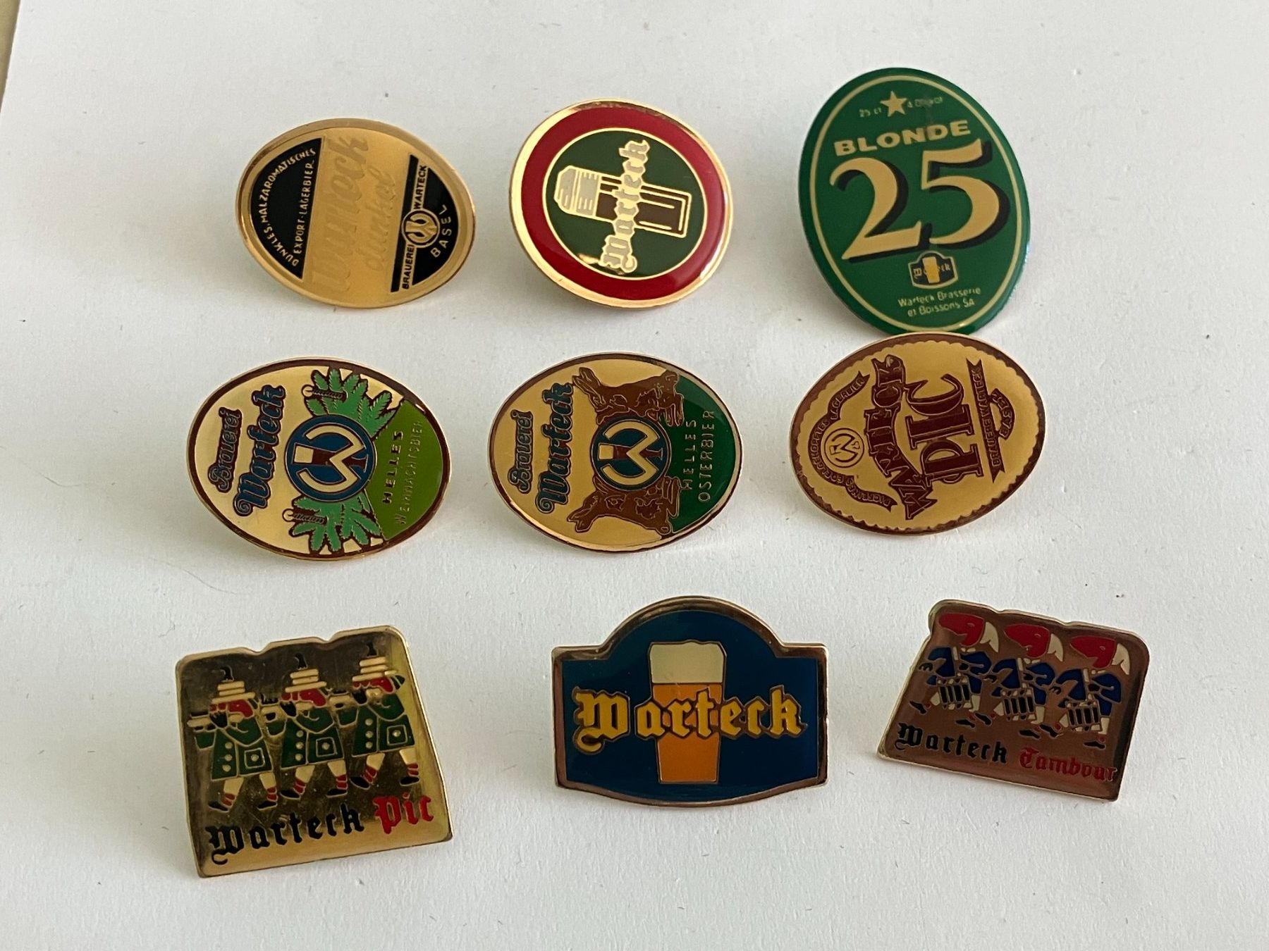 Placchette & Badge: 9 Pin Warteck Bier – Usato da Basel venduto da djwwpp