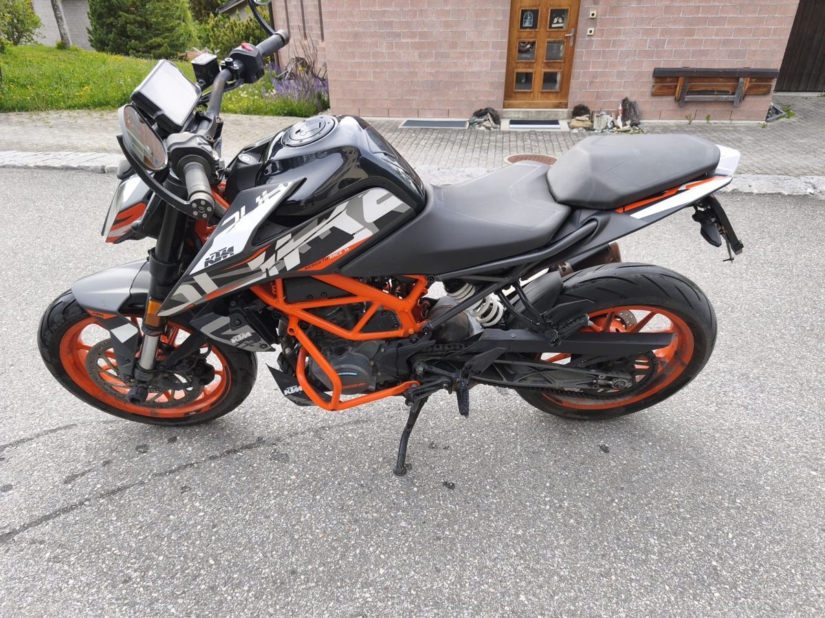KTM Strada: Motorrad KTM 125 Duke  – Difettoso da Lantsch/Lenz venduto da Salo78 1