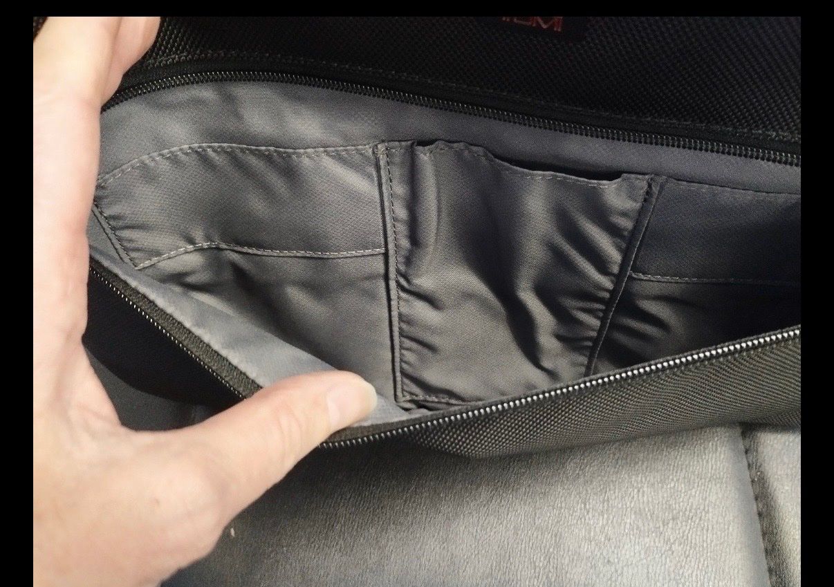 Tumi Borse: Laptop Tasche TUMI - bis 15'' – Nuovo (secondo la descrizione) da Chur venduto da cru_mk57 2