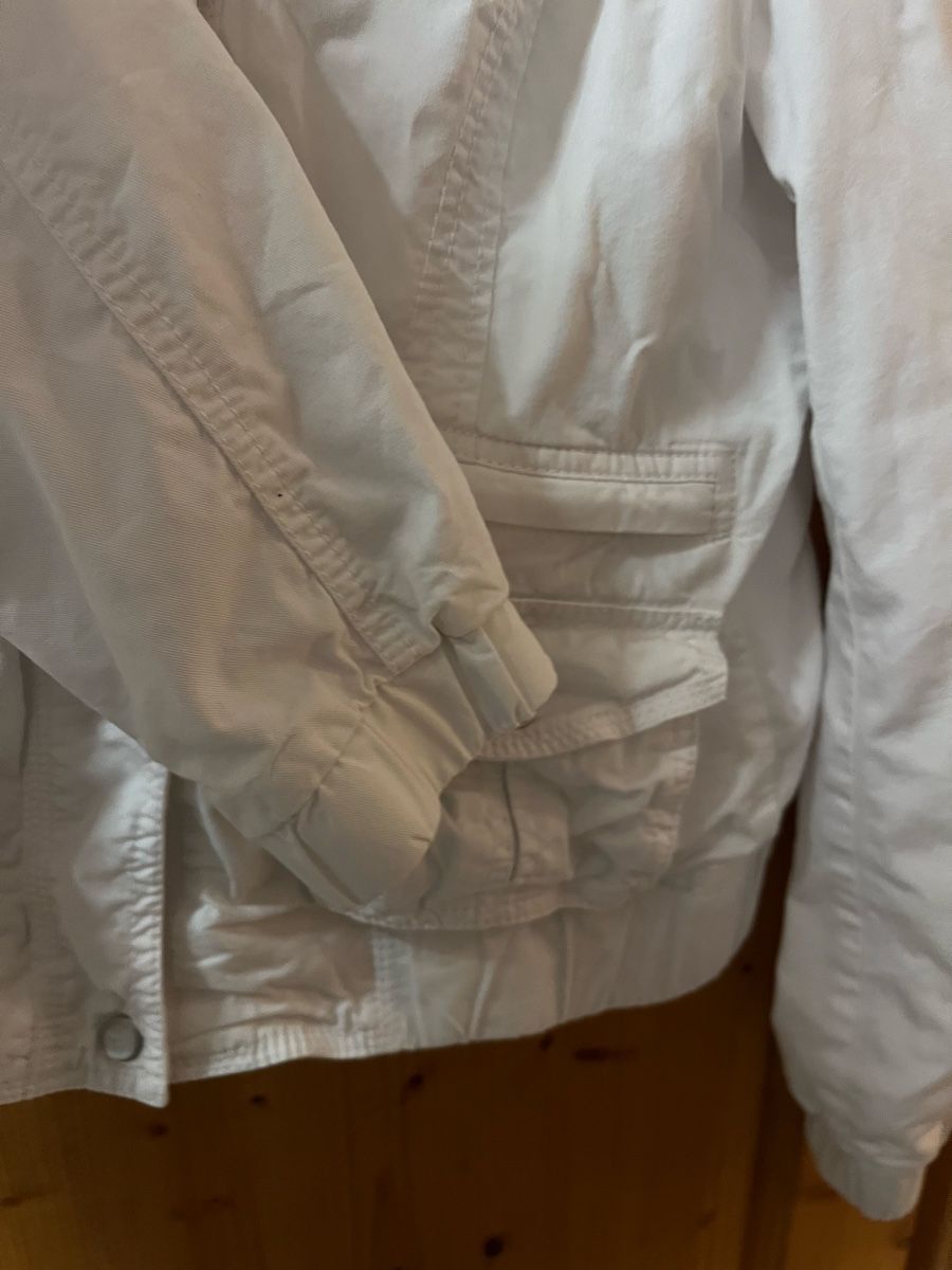 Esprit Giacche: Coole mega schöne Esprit Jacke 42 – Usato da Rüdlingen venduto da Lichee 6