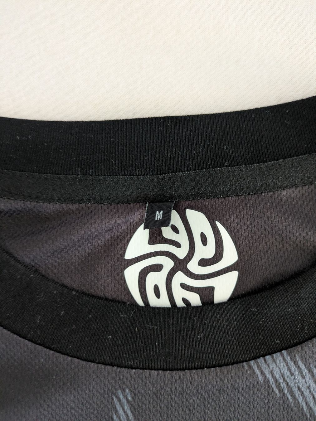 Maillots de corps & Pantalons: Linkin Park From Zero Jersey – Neuf (Voir description) à Wallisellen par ecere 1