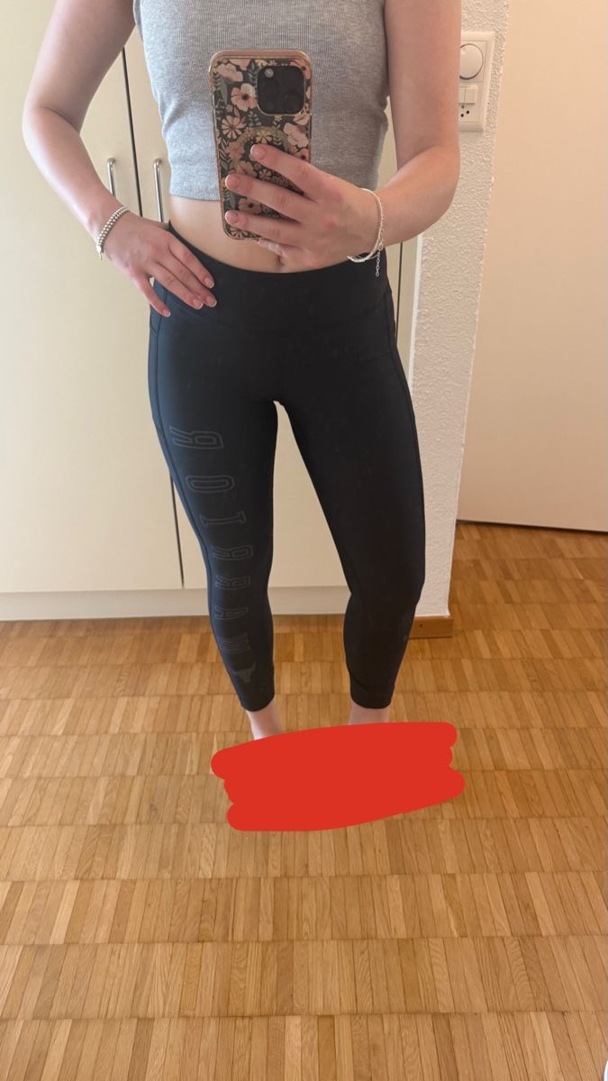 Under Armour Leggings: Under Armour leggings – Gebraucht aus Kloten von S_m00 1