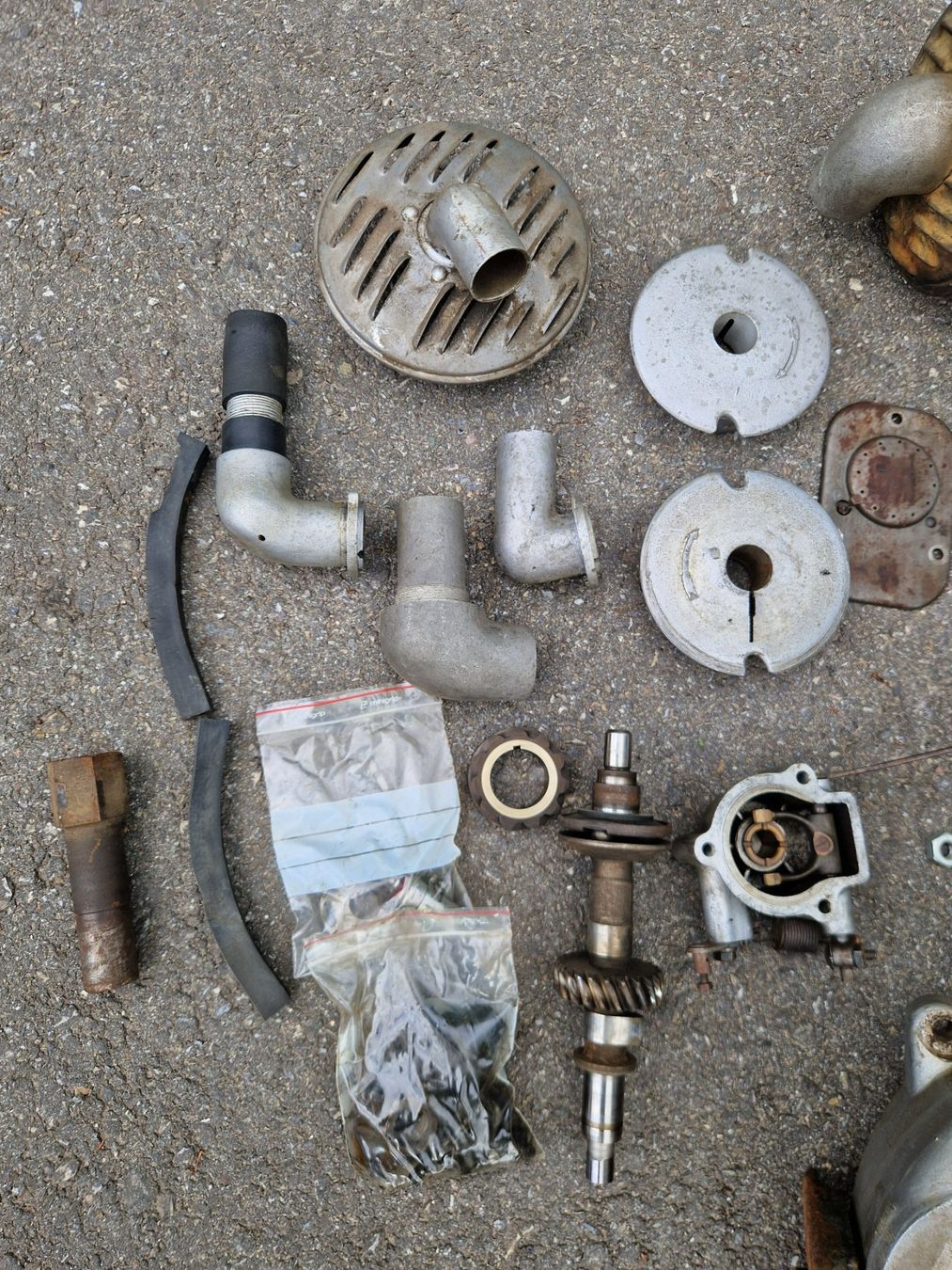Aebi Trattori: Motorenteile Universal Motor Typ 10, Aebi Motormäher – Difettoso da Dürnten venduto da Bachtel84 2
