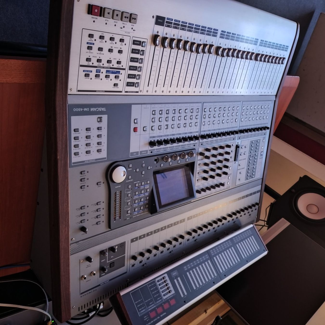 Tascam Mischpulte: Tascam DM 4800 digital mixing console – Gebraucht aus Genève von muk_p6hj 1