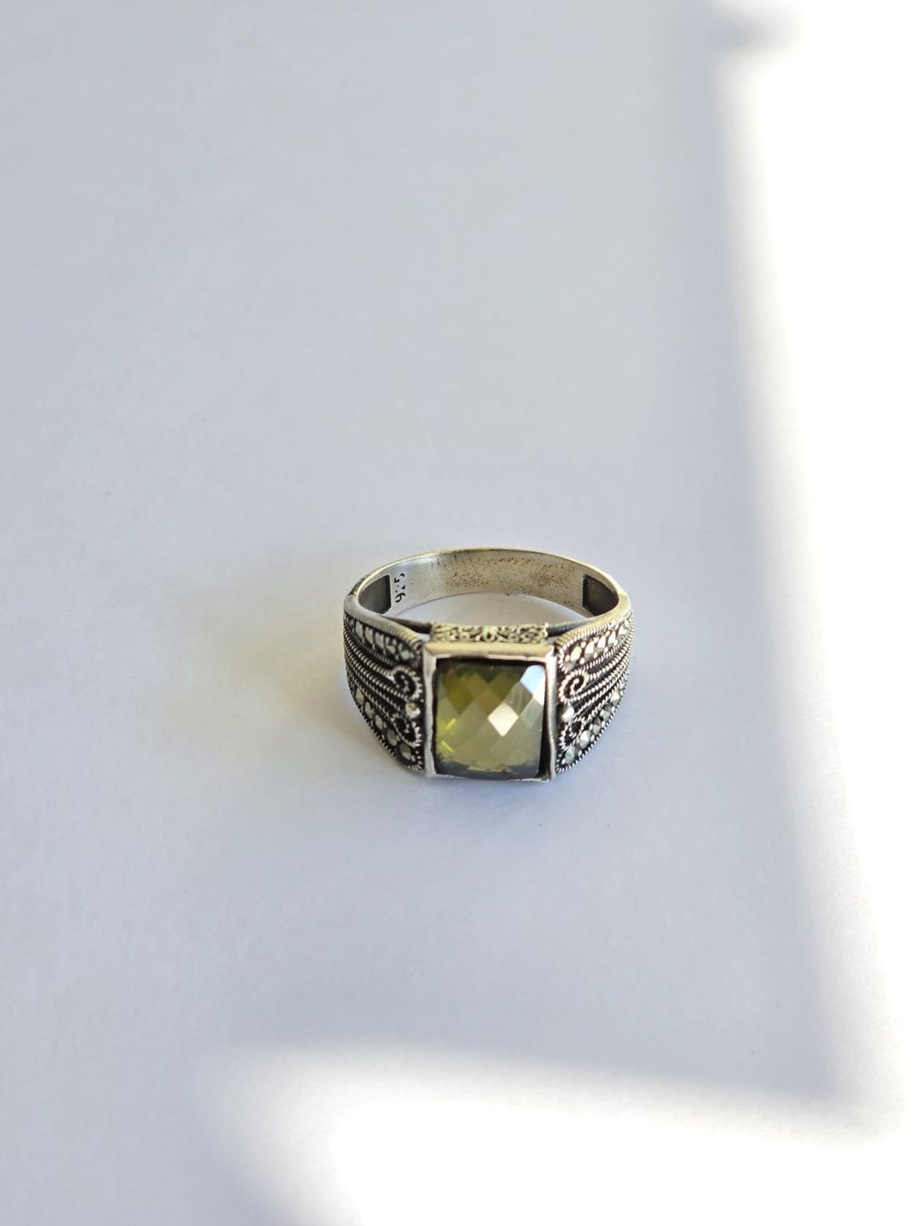 Anelli: Bague en argent, Zircon, taille 63 – Nuovo e nell'imballaggio originale da Neuchâtel venduto da NIDAVELIR 1
