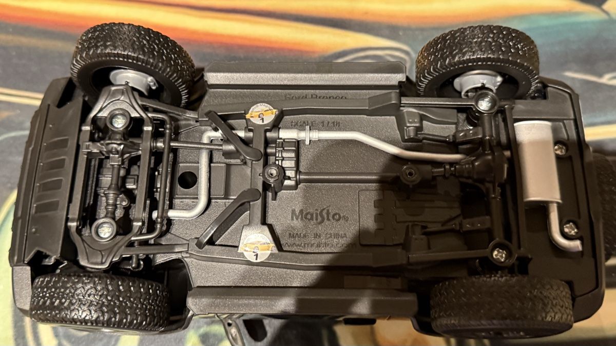 Ford Modellini d'auto: Maisto Ford Bronco 2021 1:18 – Usato da Basel venduto da Zomeg 6