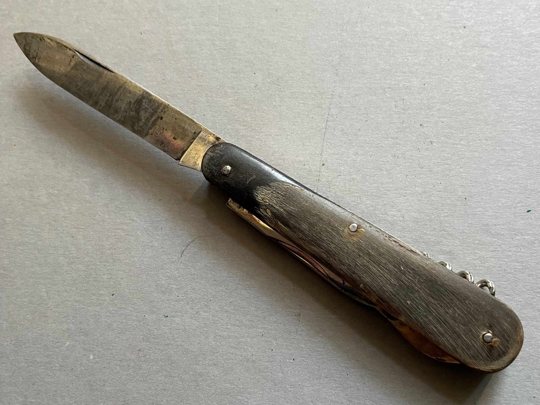 Couteaux de poche: Altes Sackmesser 93 mm - Horn-Griffschalen – D'occasion à Zürich par FV.vintage 3