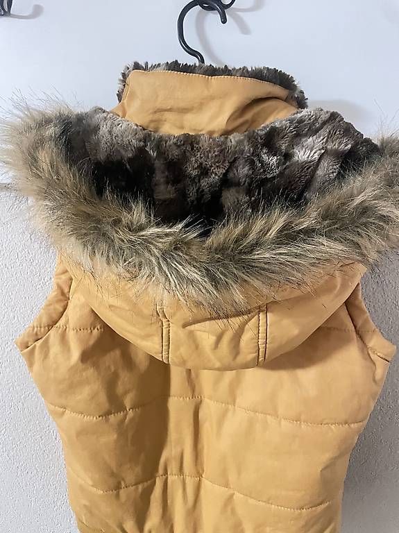 Gilet & Giacche senza maniche: Modische Steppweste  Gr. M – Usato da Glis venduto da SabrinaXA 2