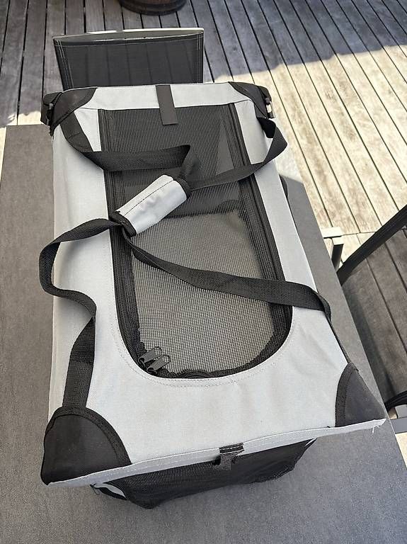 Gabbie, trasporto & Sicurezza: Hunde Transportbox  – Usato da Unteriberg venduto da nan_67ry 2