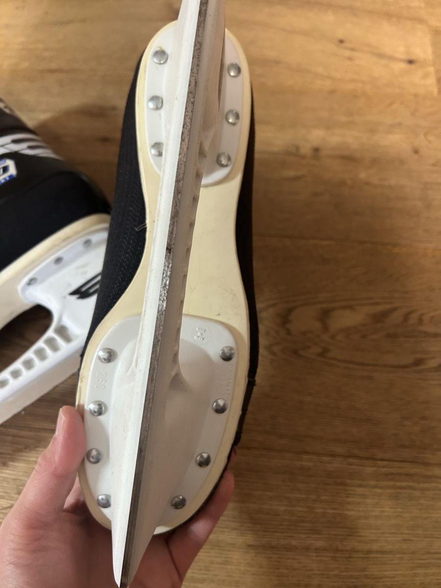 Bauer Schlittschuhe: Patins à glace – Gebraucht aus Posieux von coutset 5