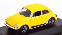 VW Käfer 1303 1972-1975 gelb / schwarz   1:43 von MaXichamps