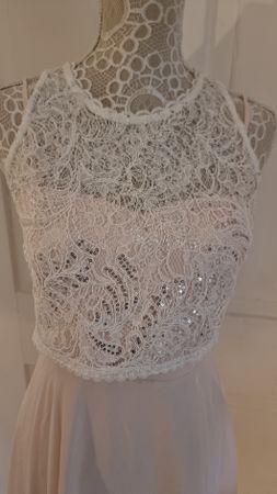 Vera Mont Kleid mit Spitze, Grösse 36 Neu