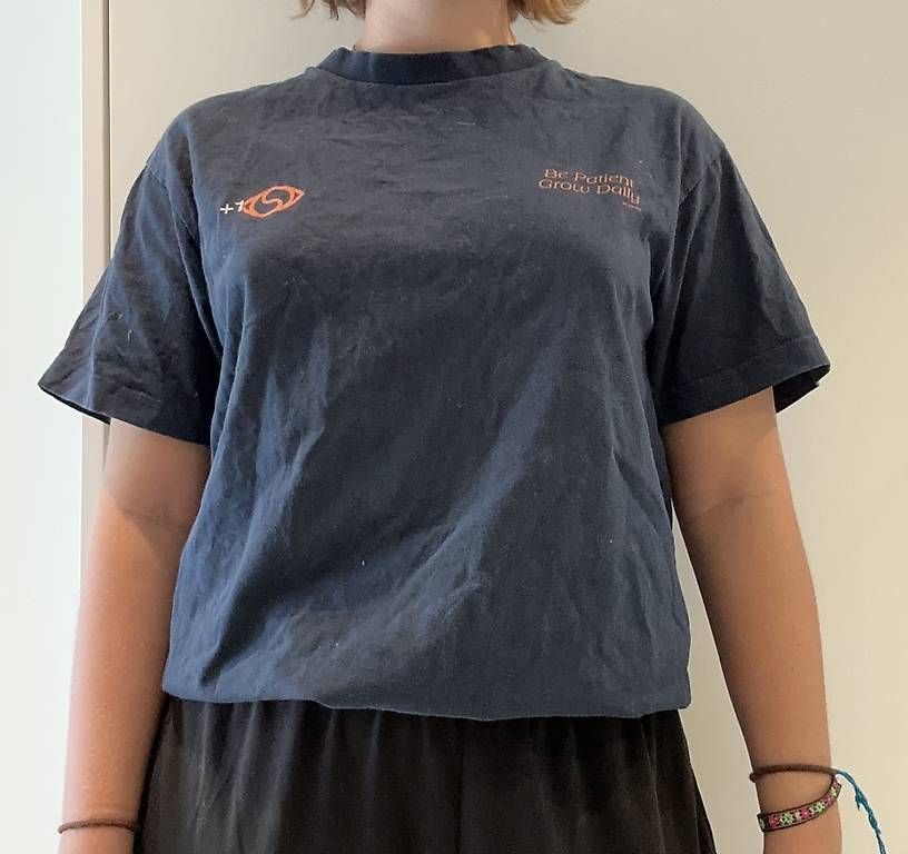 T-shirt: Oversize T-shirt mit Print – Usato da Kehrsatz venduto da aik_w2jm 1