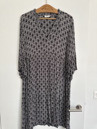 Kaffe Kleid, Grösse 44, V-Ausschnitt