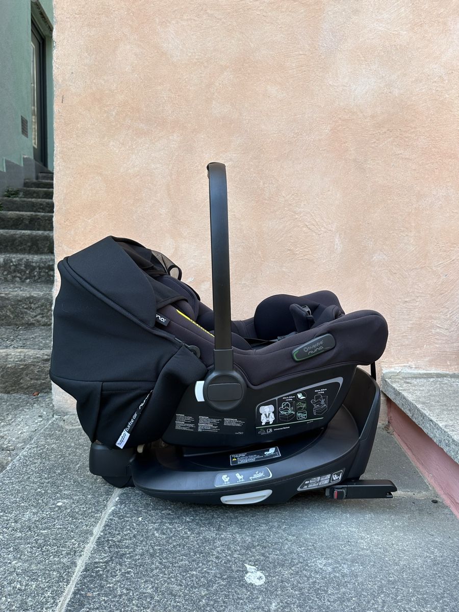 Bugaboo Seggiolini per auto: Bugaboo Turtle Air + isofix 360 base inkl. Adapter – Usato da Orselina venduto da GIONALERIPO