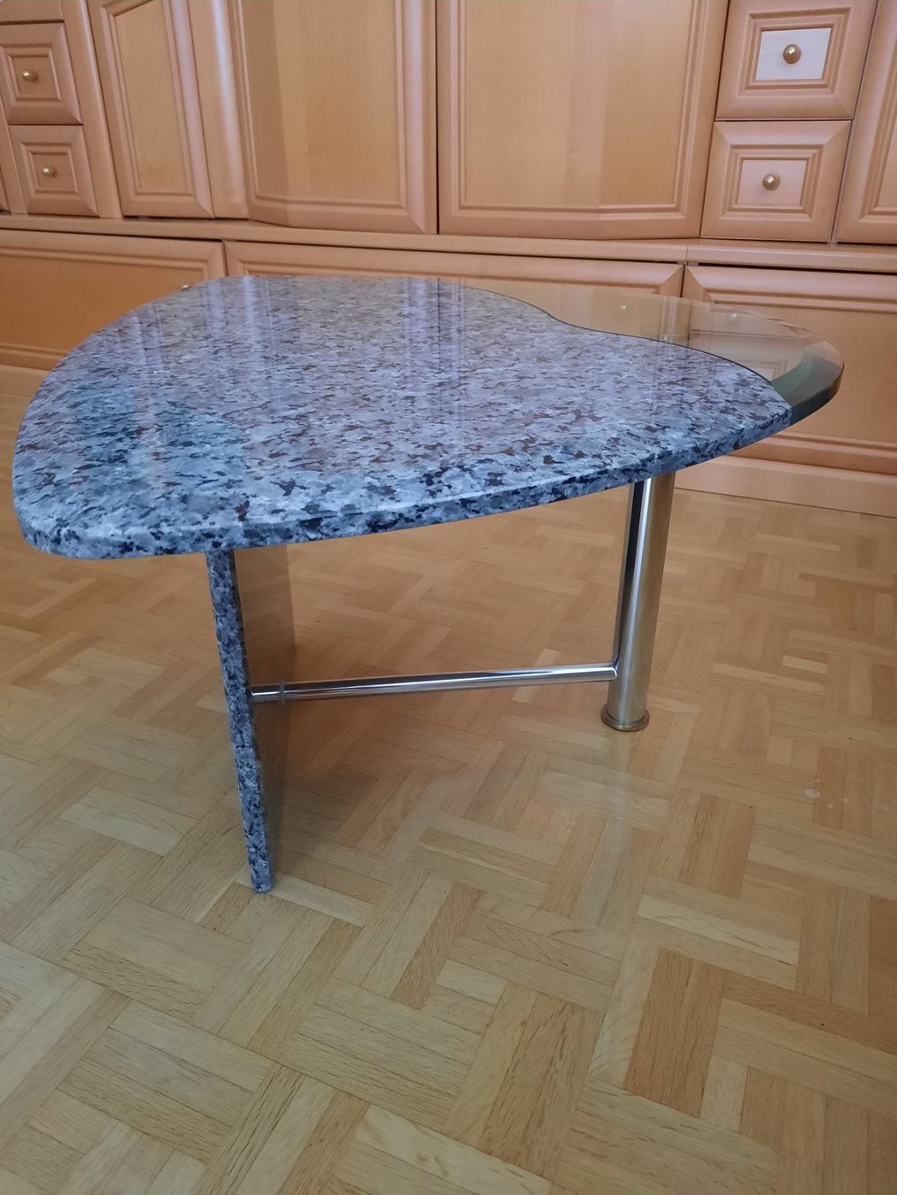Tische: Salontisch Marmor und Glas – Gebraucht aus Lupsingen von Wechselplatten 2