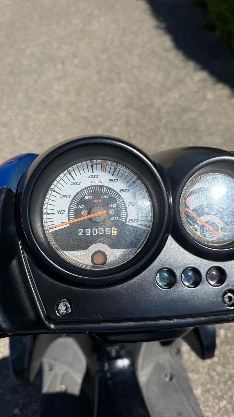 Yamaha Scooters: Scooter Yamaha 50 cm3 – D'occasion à Delley par Romuald01 6