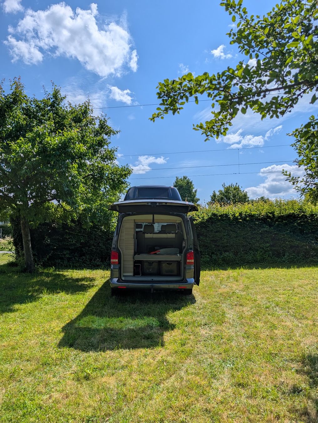 VW Veicoli da campeggio: Camper California T5 mieten – Usato da Zürich venduto da Mtths 1