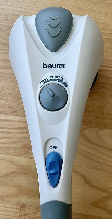 Dispositivi per massaggi: Beurer Massagegerät MG 70 mit Aufsätzen – Usato da Aarau venduto da Liv990 1