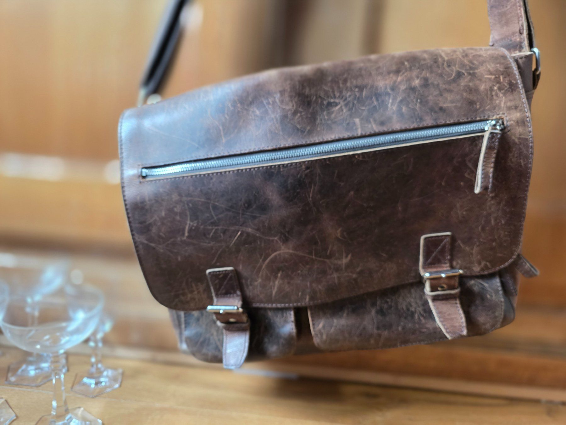 Koffer & Taschen: robuste Leder Akten Mappe Laptop Tasche Leonhard Heyden – Gebraucht aus Walterswil BE von Lonitti