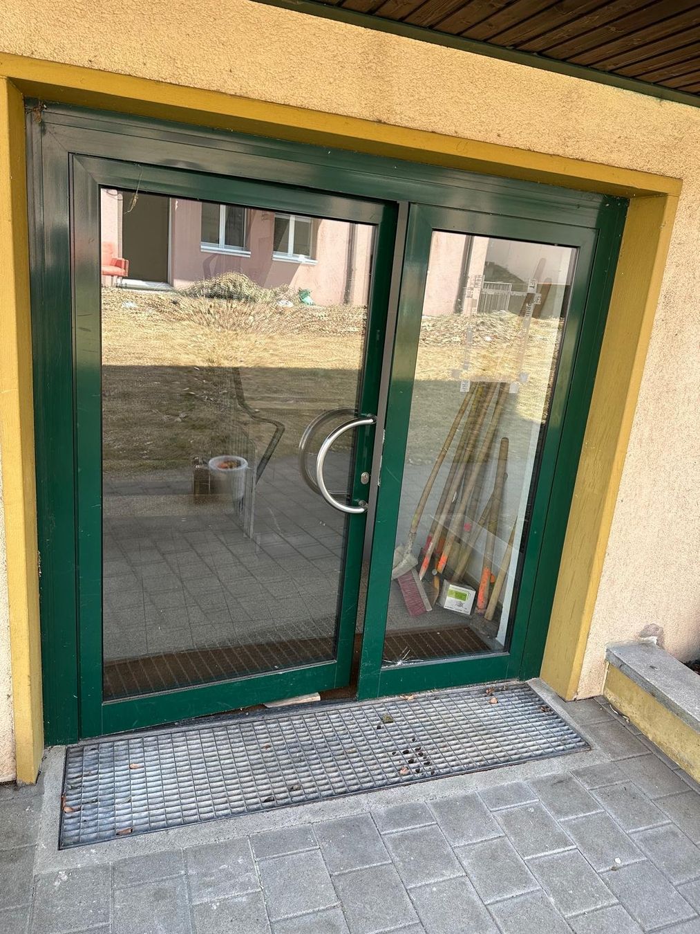 Porte: Haustüre Aluminium – Usato da Spreitenbach venduto da Space_X 1
