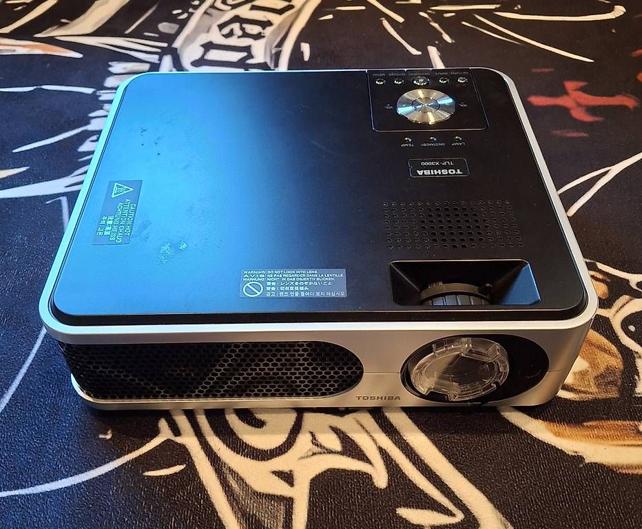 Toshiba Videoprojektoren: Toshiba TLP X3000 Projector – Neu (gemäss Beschreibung) aus Unteriberg von Durangobeni1992