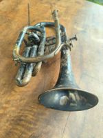 Antike Trompete versilbert Geneve