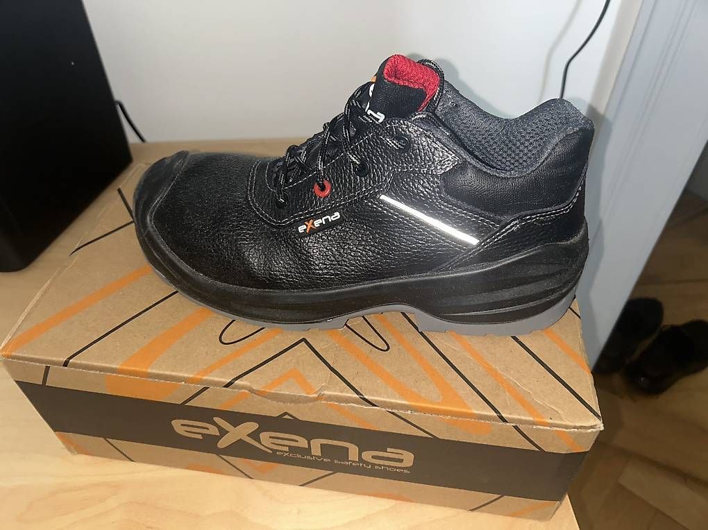 Scarpe da uomo: Sicherheitsschuhe Gr. 38  Wie neu – Usato da Basel venduto da ari_pwg6 2