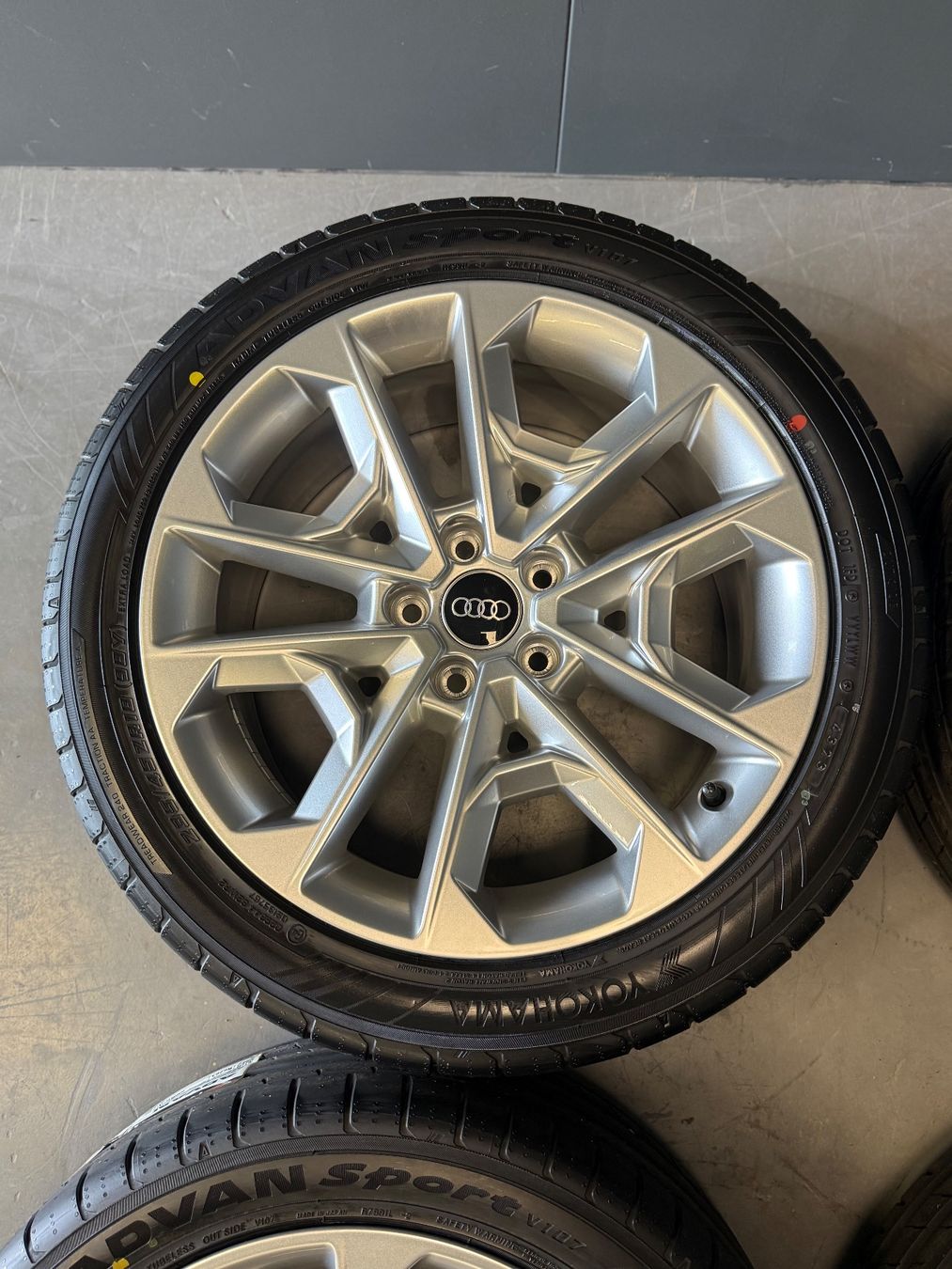 Audi Pneumatici & Ruote complete: Originale Audi Q2/SQ2 Sommerräder – Nuovo e nell'imballaggio originale da Gerlafingen venduto da Pneu-Puric 1