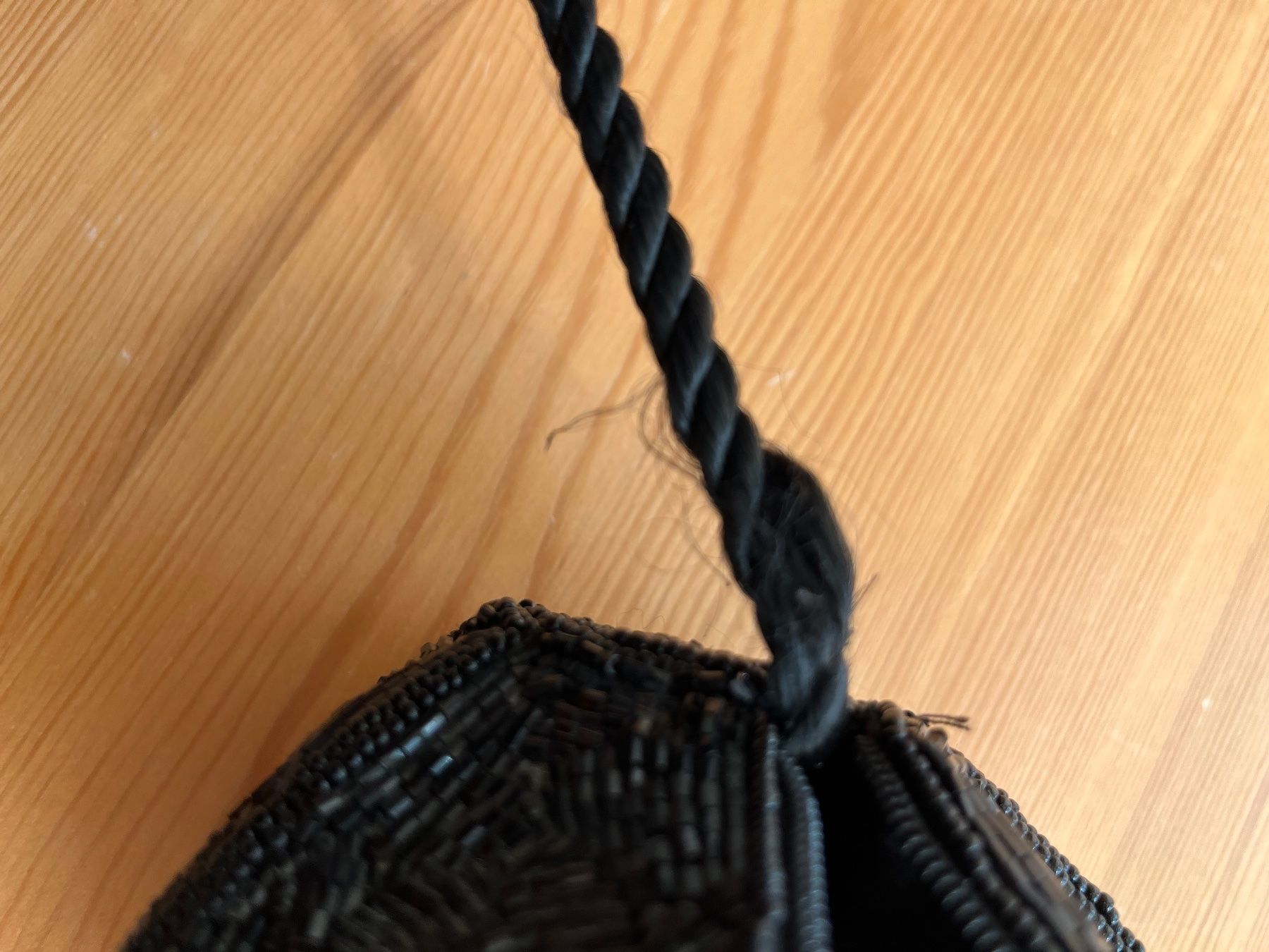 Borse da donna: Vintage Perlentasche schwarz – Usato da Basel venduto da miriricar 4